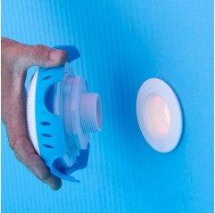 Foco proyector LED colores válvula retorno piscina Gre LEDRC